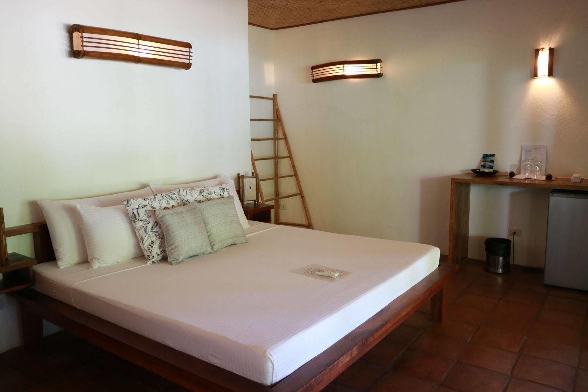 El Nido Mahogany Beach Екстер'єр фото