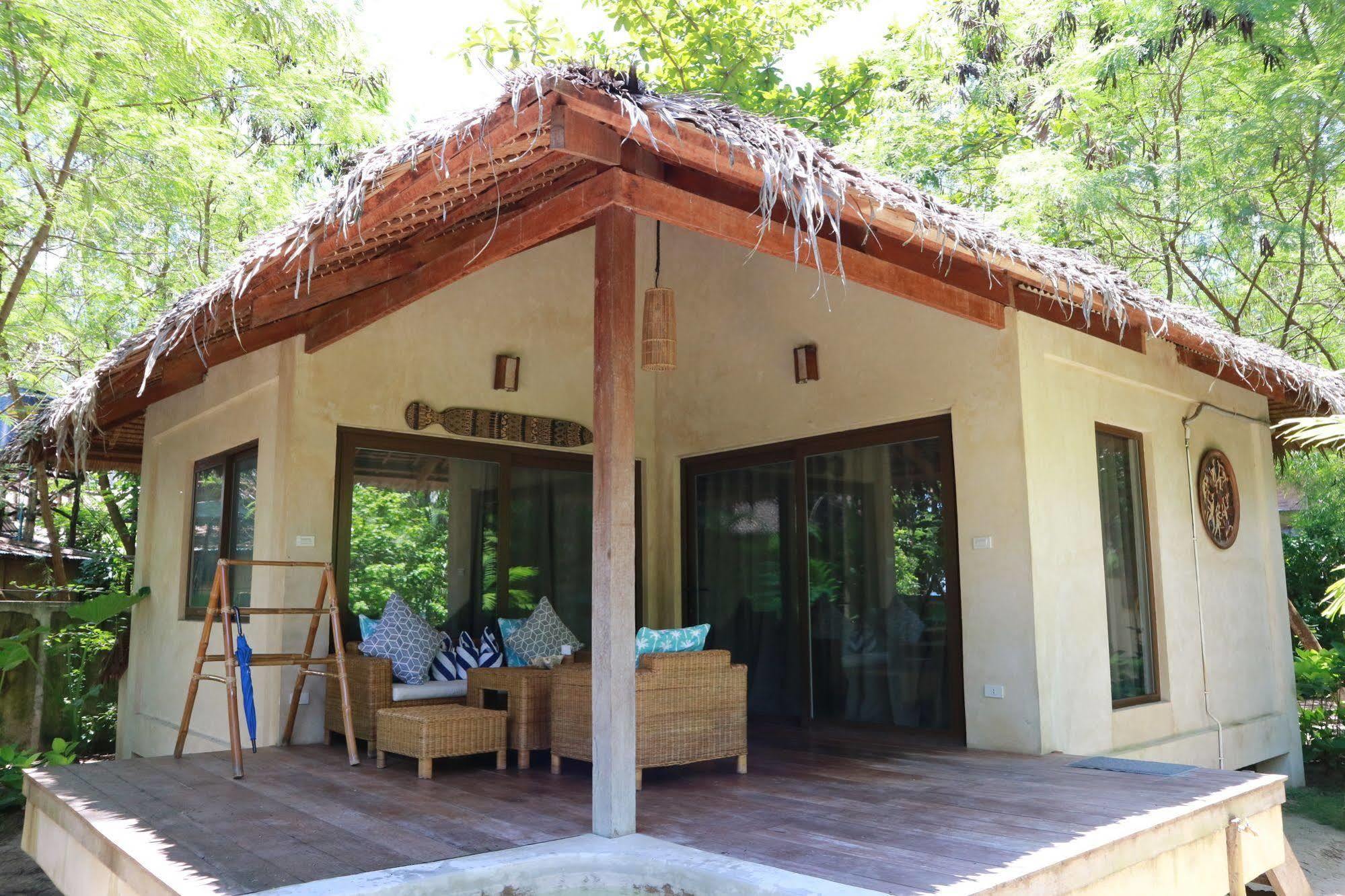 El Nido Mahogany Beach Екстер'єр фото